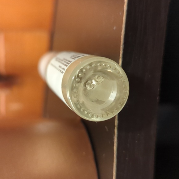 The Lyfestyle Co Cuticle Oil Rollerball Nourish Almond Jojoba Lavender Vitamin E - Picture 8 of 8